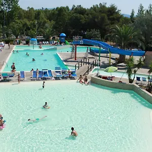 Camping Village Baia Del Marinaio Village de vacances
